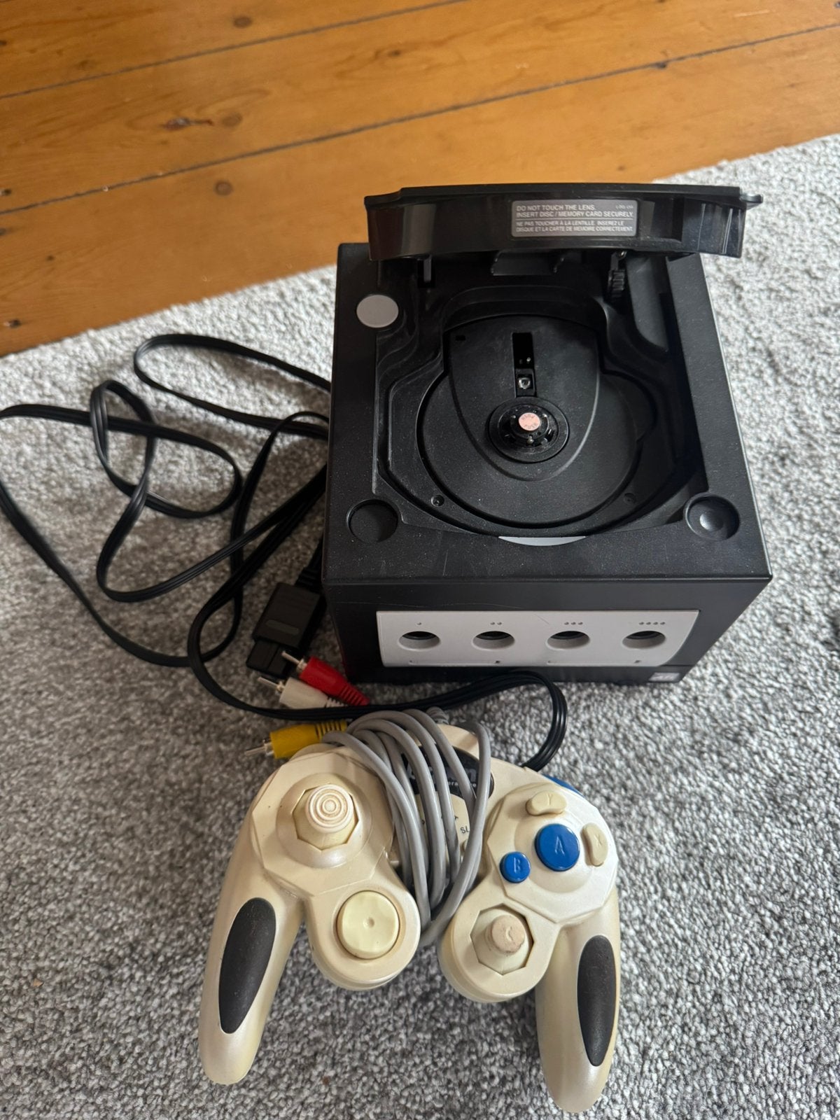 GameCube (lees omschrijving), Spelcomputers en Games, Ophalen of Verzenden, Niet werkend, Zwart, Met 1 controller