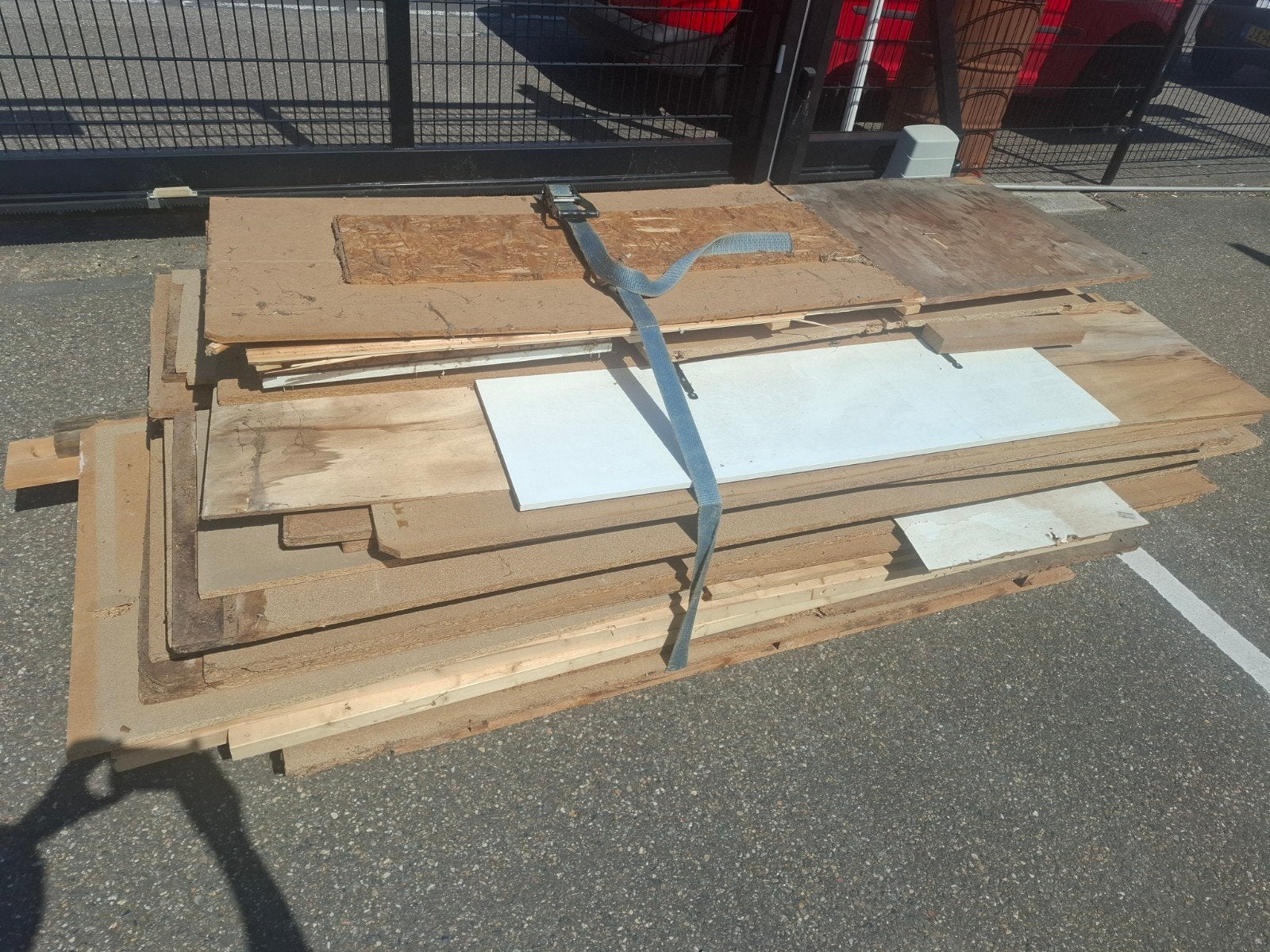 Gratis hout, Doe-het-zelf en Verbouw, Hout en Planken, Minder dan 25 mm, Ophalen of Verzenden, Pallet, Minder dan 200 cm