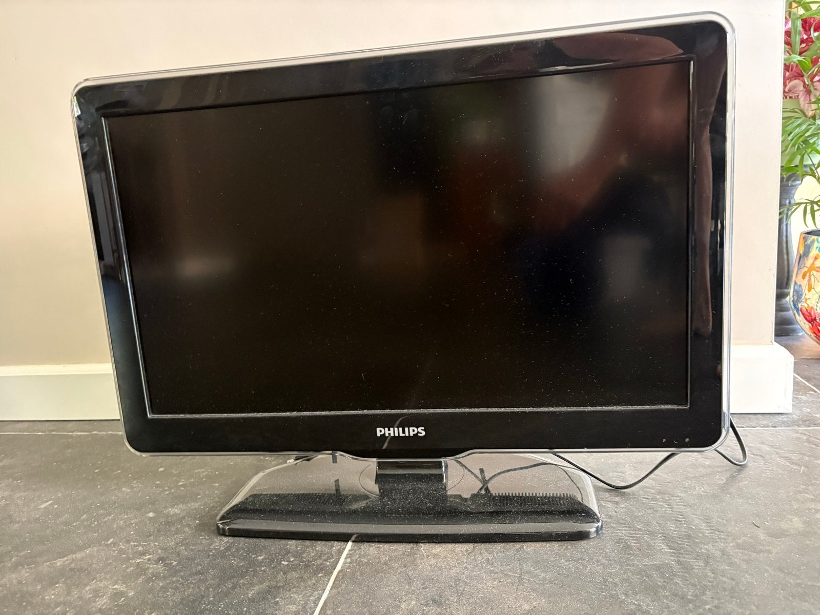 Philips LCD TV met ophangbeugel, Ophalen, Philips, Gebruikt, 50 Hz