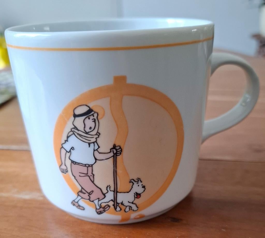 Kuifje mok met Bobbie = verkocht, Gebruikt, Keramiek, Ophalen of Verzenden, Overige stijlen