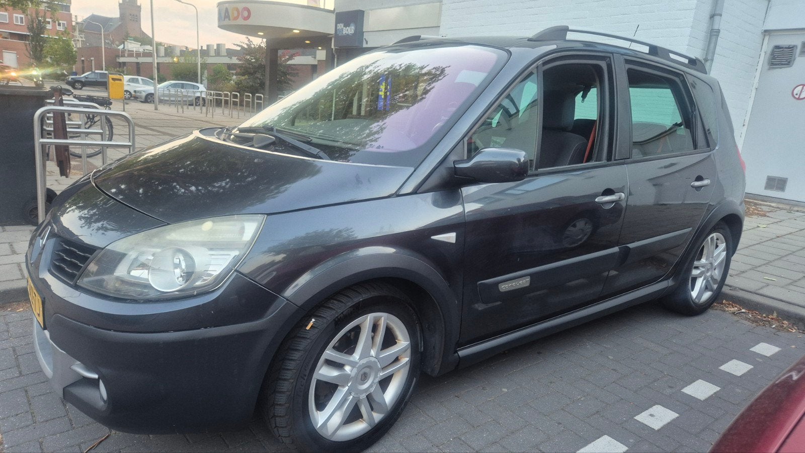 Renault Scénic 2.0 16V 99KW 2007 Grijs, 1998 cc, 4 cilinders, Origineel Nederlands, Zilver of Grijs
