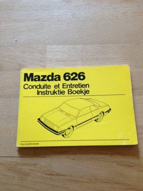 Mazda 626 Instructie Boekje 1980 NL/Frans -  Goede Conditie, Ophalen of Verzenden