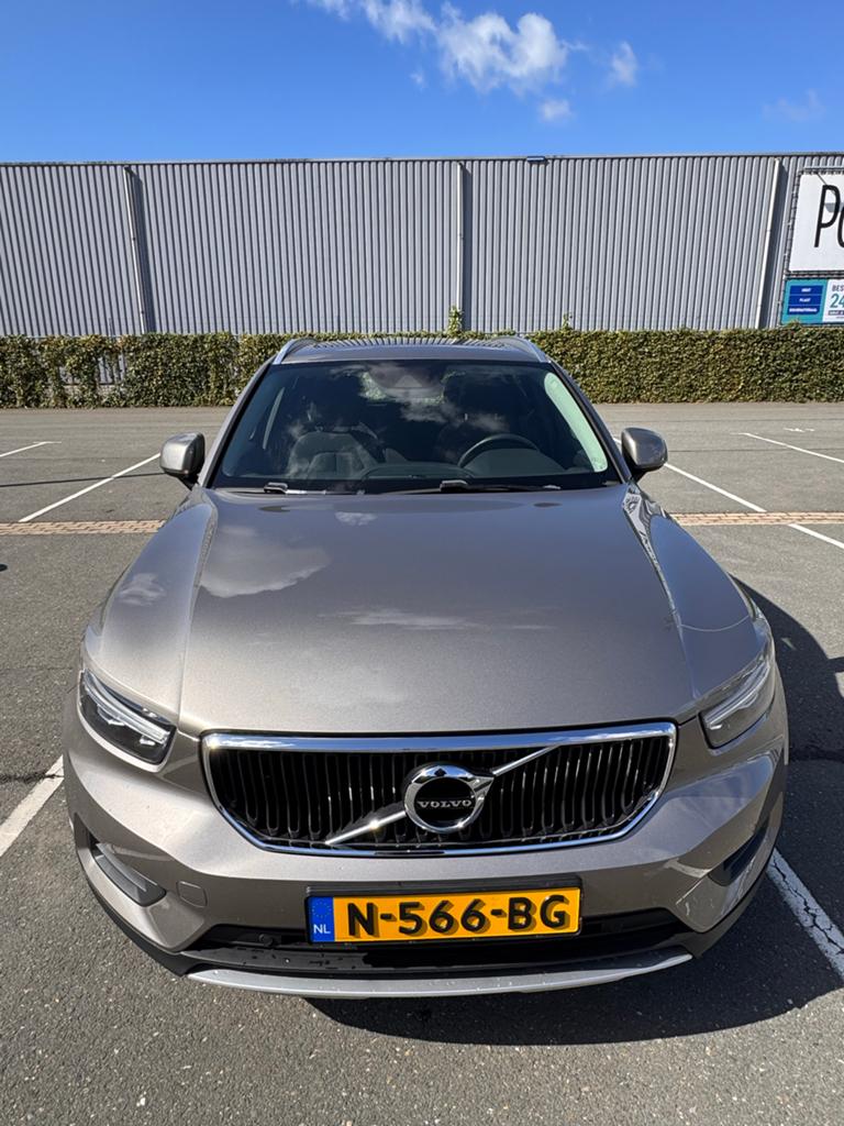 Volvo XC40 T2 129pk Geartronic 2021 Grijs, 1525 kg, 129 pk, Particulier, SUV of Terreinwagen