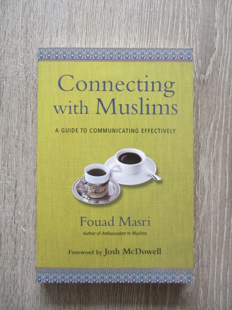 Connecting with muslims. A guide to communicating effectiv, Ophalen of Verzenden, Gelezen