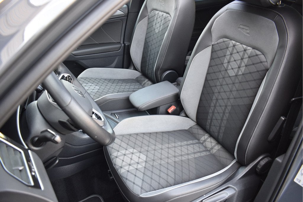 Volkswagen Tiguan 1.5 TSI R-Line 150 Pk HUD Pano IQ Lights N, 1441 kg, 15 km/l, Euro 6, 4 cilinders