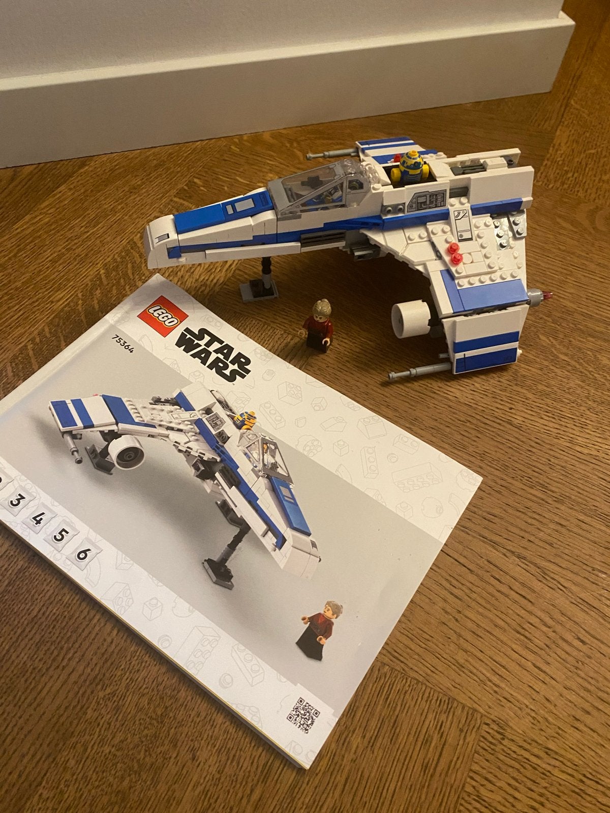 LEGO Star Wars U-Wing Fighter 75164 met figuren en boekje, Ophalen of Verzenden, Zo goed als nieuw, Overige merken