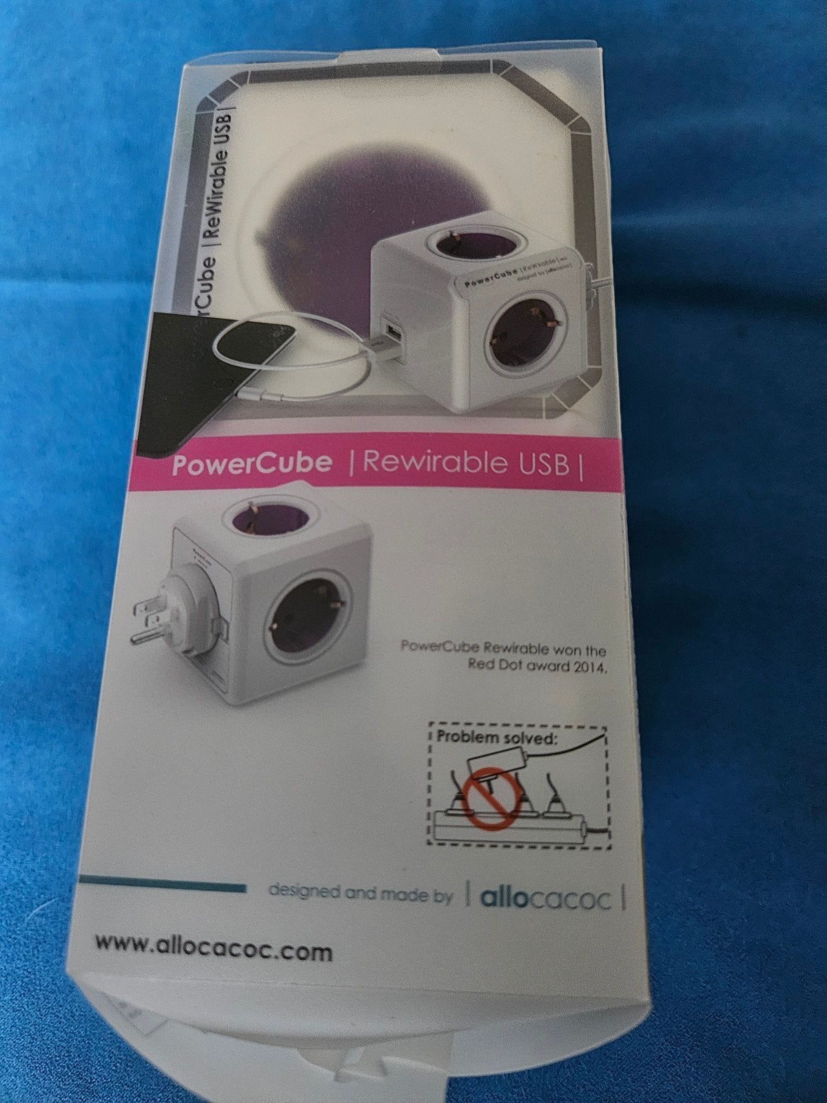 PowerCube Rewirable USB - Reisadapter met 4 stopcontacten, Ophalen
