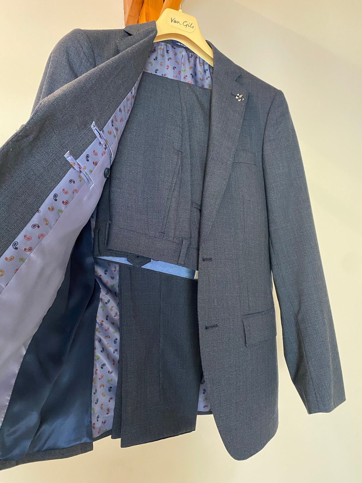 Van Gils herenpak navy blauw- Regular Fit - Maat 44, Kleding | Heren, Kostuums en Colberts, Ophalen, Nieuw, Maat 46 (S) of kleiner