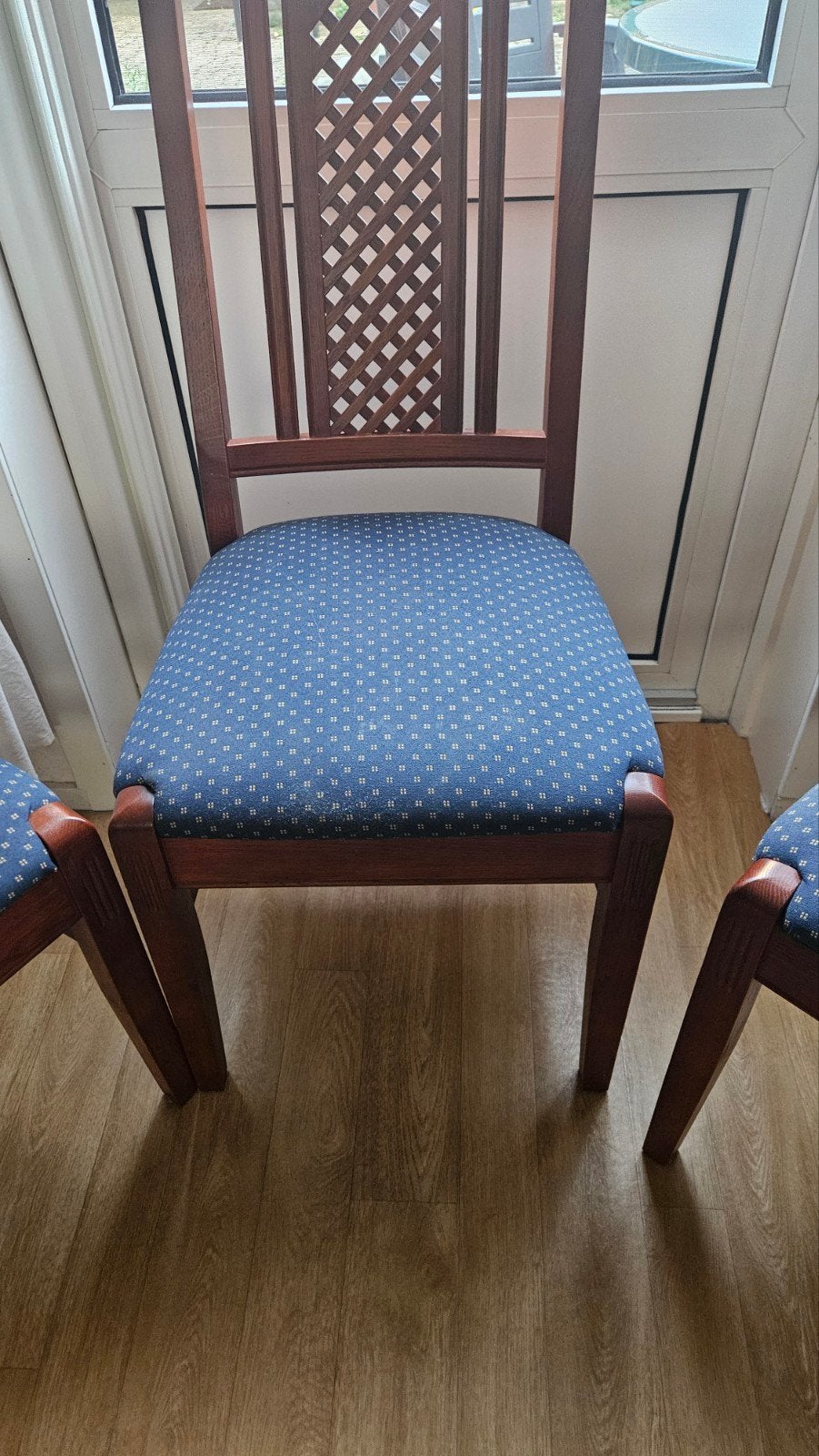 4 eikenhouten stoelen in perfecte staat van maker de stoof, Ophalen, Zo goed als nieuw, Bruin, Vier
