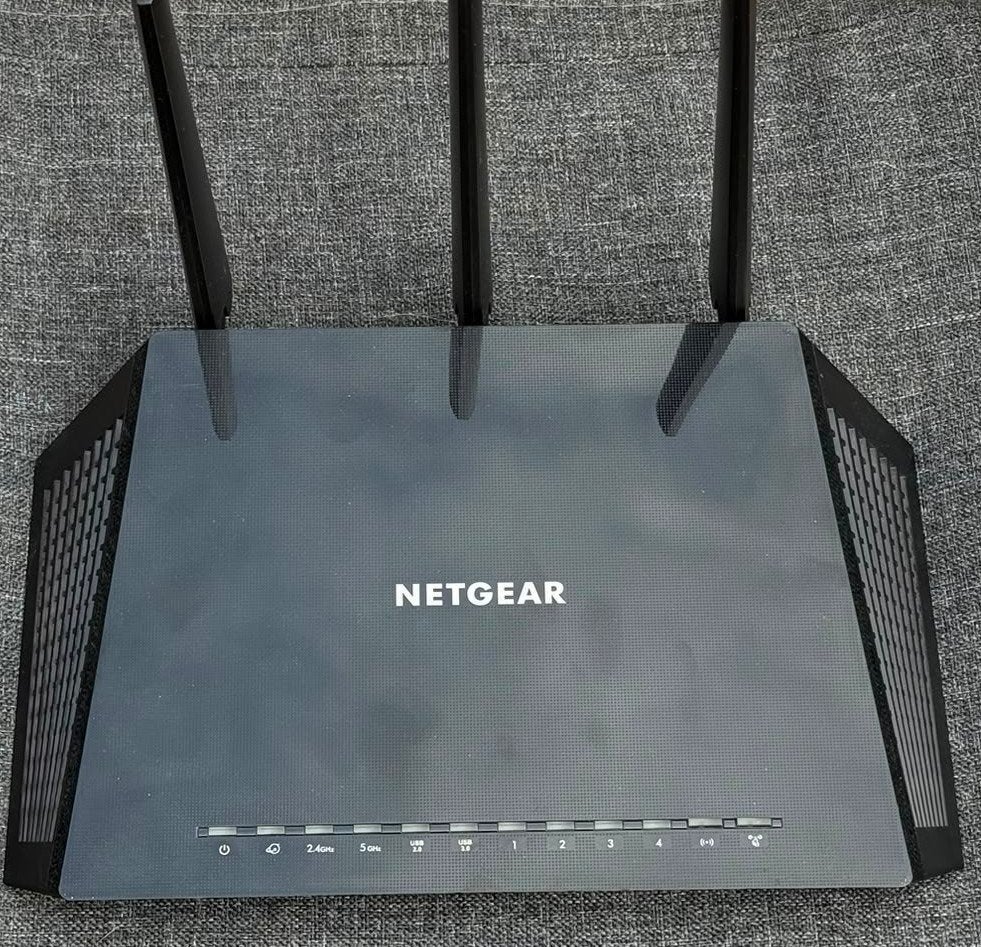Netgear AC1900 R6800 Dual-Band WiFi Router, Computers en Software, Routers en Modems, Ophalen of Verzenden, Gebruikt, Router, Netgear