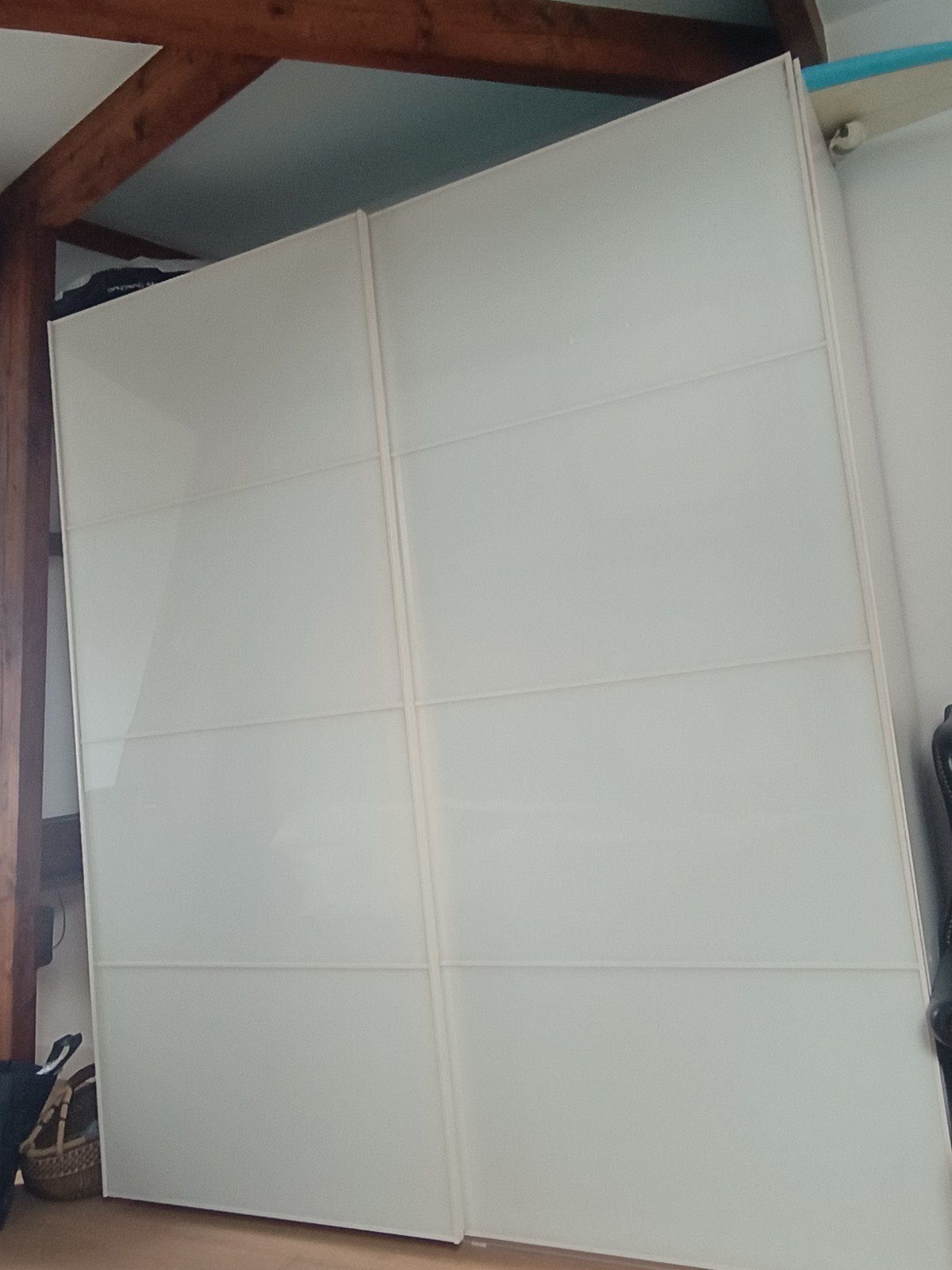 Ruime witte IKEA kledingkast met schuifdeuren, Gebruikt, 200 cm of meer, Ophalen of Verzenden, 200 cm of meer
