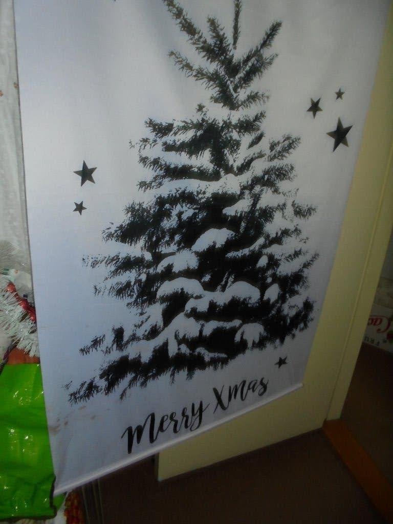 kerstwandkleed, Ophalen, Zo goed als nieuw