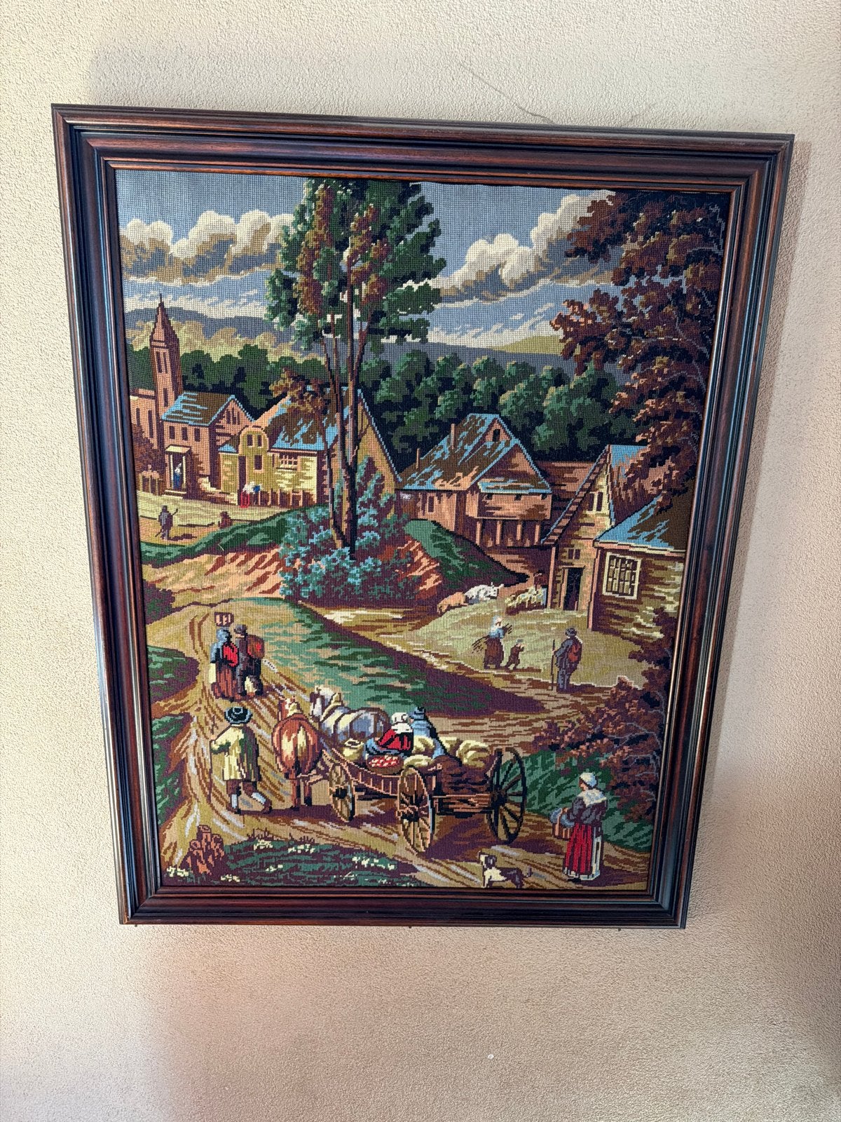 Vintage wandtapijt met dorpsgezicht en mensen, Ophalen of Verzenden