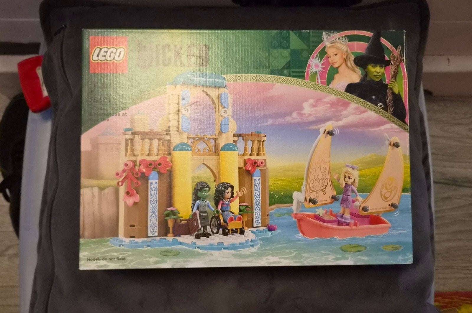 LEGO Wicked 75681 : Het Smaragden Stad Kasteel en Zeilboot, Ophalen of Verzenden, Nieuw, Overige merken