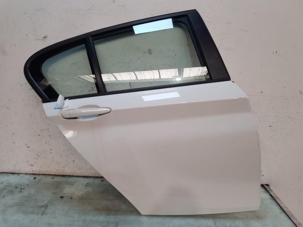 Portier Rechts Achter BMW 1 serie (F20) 2017 41527284516, Gebruikt, Petuelring 130, München 80809, , Duitsland, BMW, Bayerische Motoren Werke AG