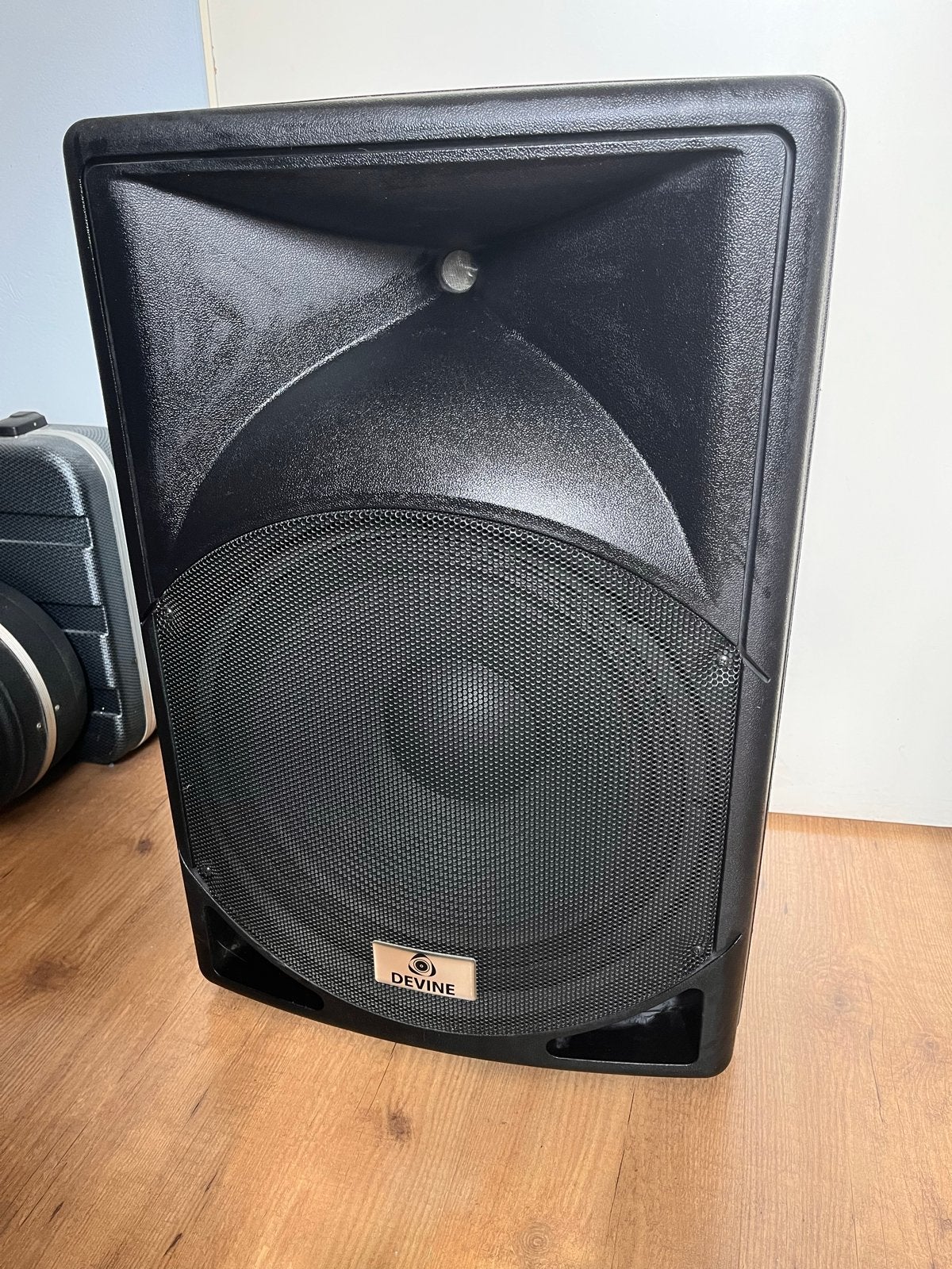 Devine Artis 15A PA Speakerset  - Krachtige 15 inch woofers, Ophalen of Verzenden, Gebruikt, Drums of Percussie