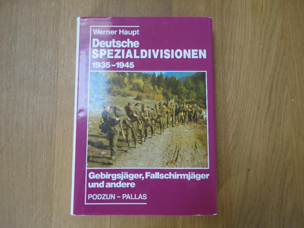 Deutsche spezialdivisionen 1935-1945, Boeken, Ophalen of Verzenden, Landmacht, Tweede Wereldoorlog, Gelezen