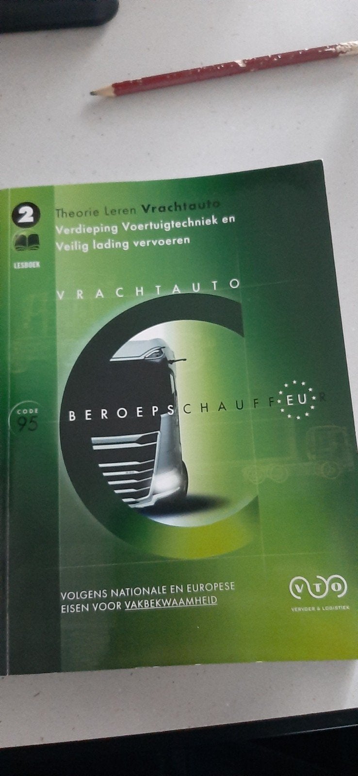Theorie Leren Vrachtauto – Module 2, Ophalen of Verzenden, Zo goed als nieuw, Overige niveaus, Nederlands