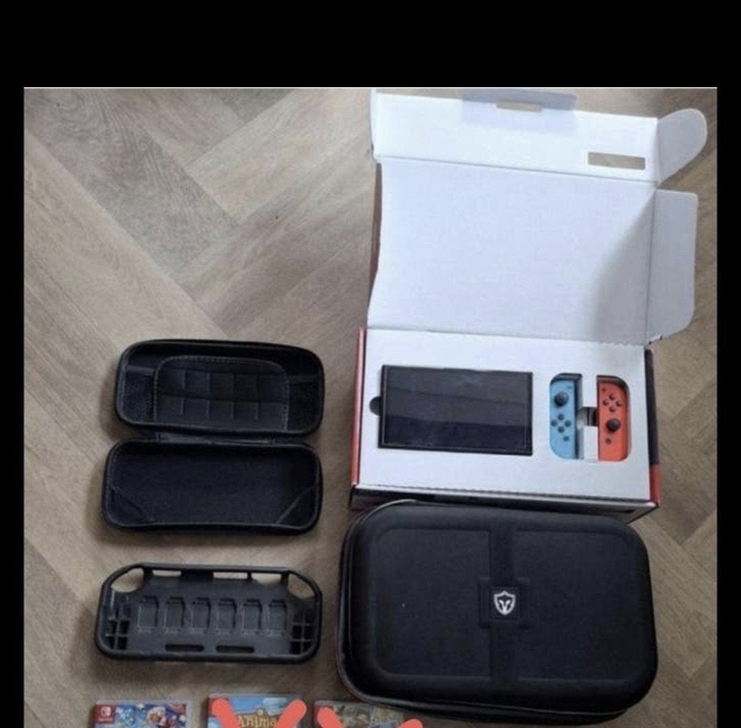 Switch V2 2019 als nieuw!! Met beschermend scherm erop, Blauw, Dsi, Ophalen of Verzenden, Zo goed als nieuw