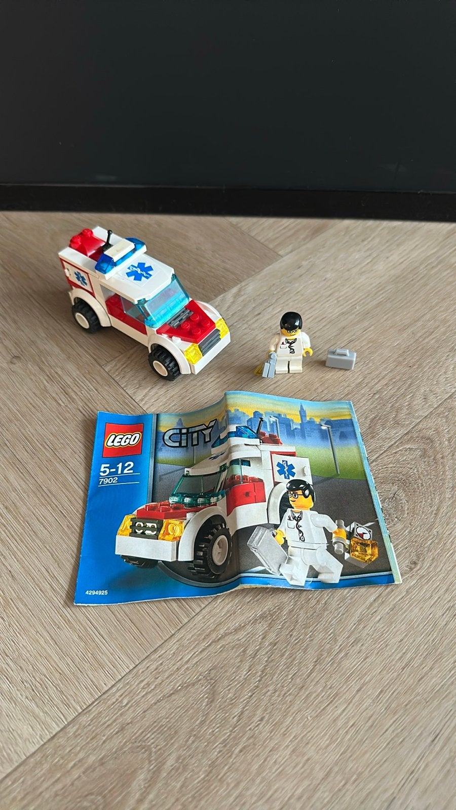 LEGO City Ambulance - 7902, Lego, Ophalen of Verzenden, Complete set, City