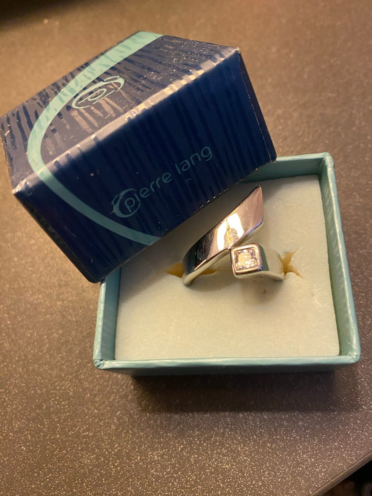 Pierre Lang ring met kristal - Zo goed als nieuw, Met kristal, Overige materialen, Ophalen of Verzenden, Zo goed als nieuw