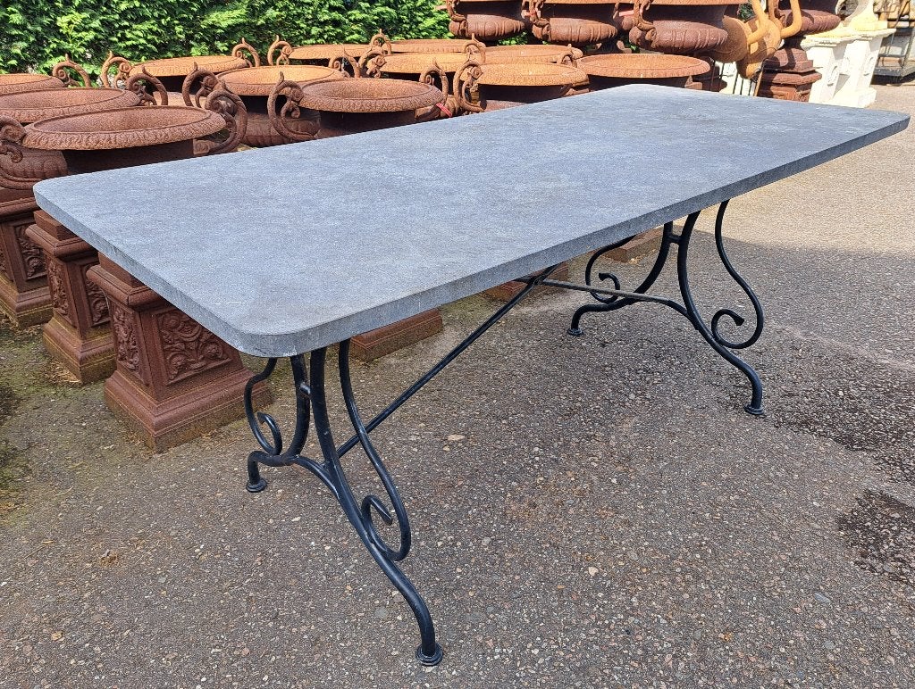 Antiek model tuintafel met natuurstenen blad 180 x 80 x 76, Ophalen