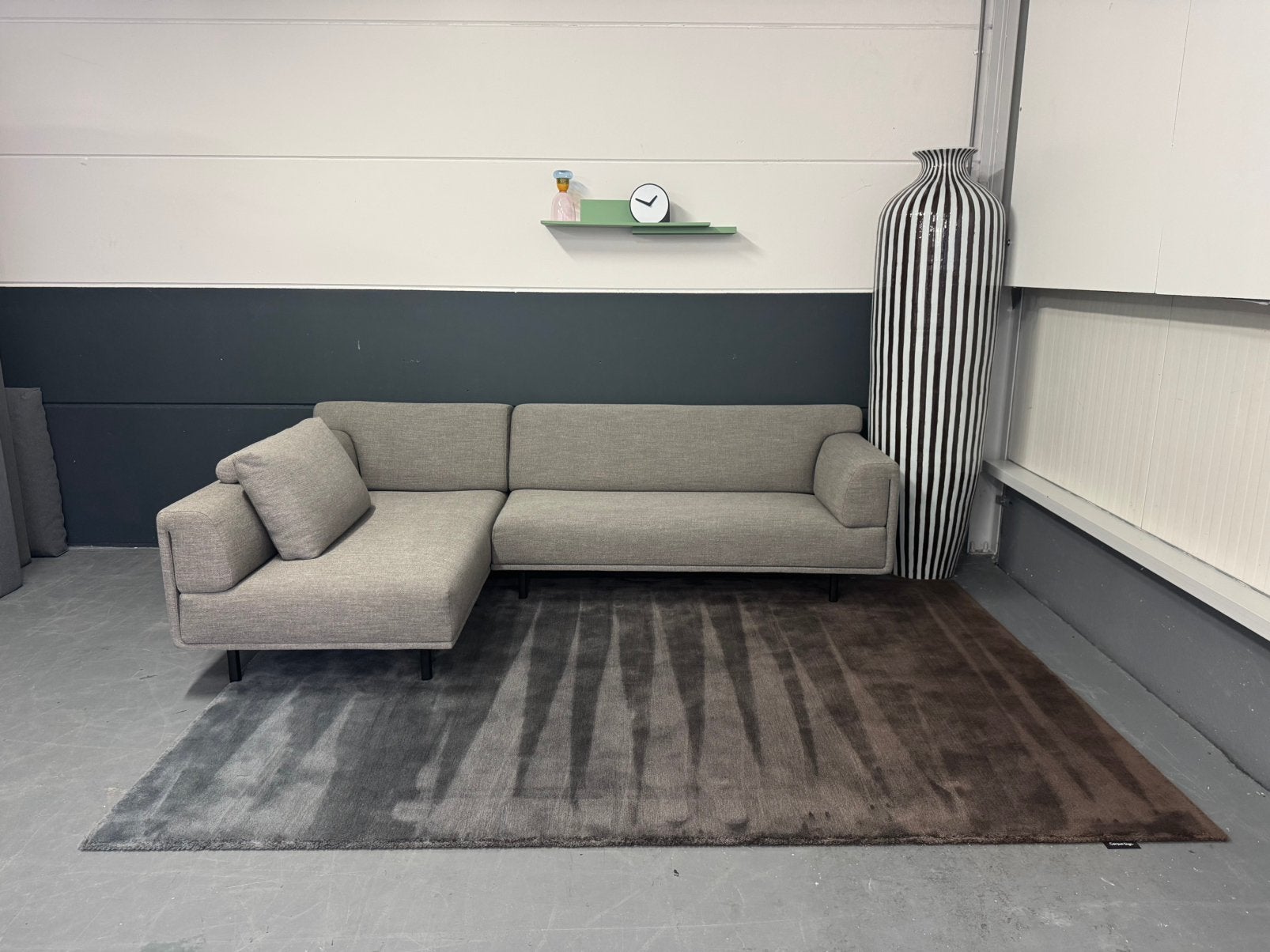 Nieuwstaat Eyye Dura hoekbank | Milton Mallow 634, Ophalen, Eyye, Design on stock, pode, leolux, artifort, gelderland, 250 tot 300 cm