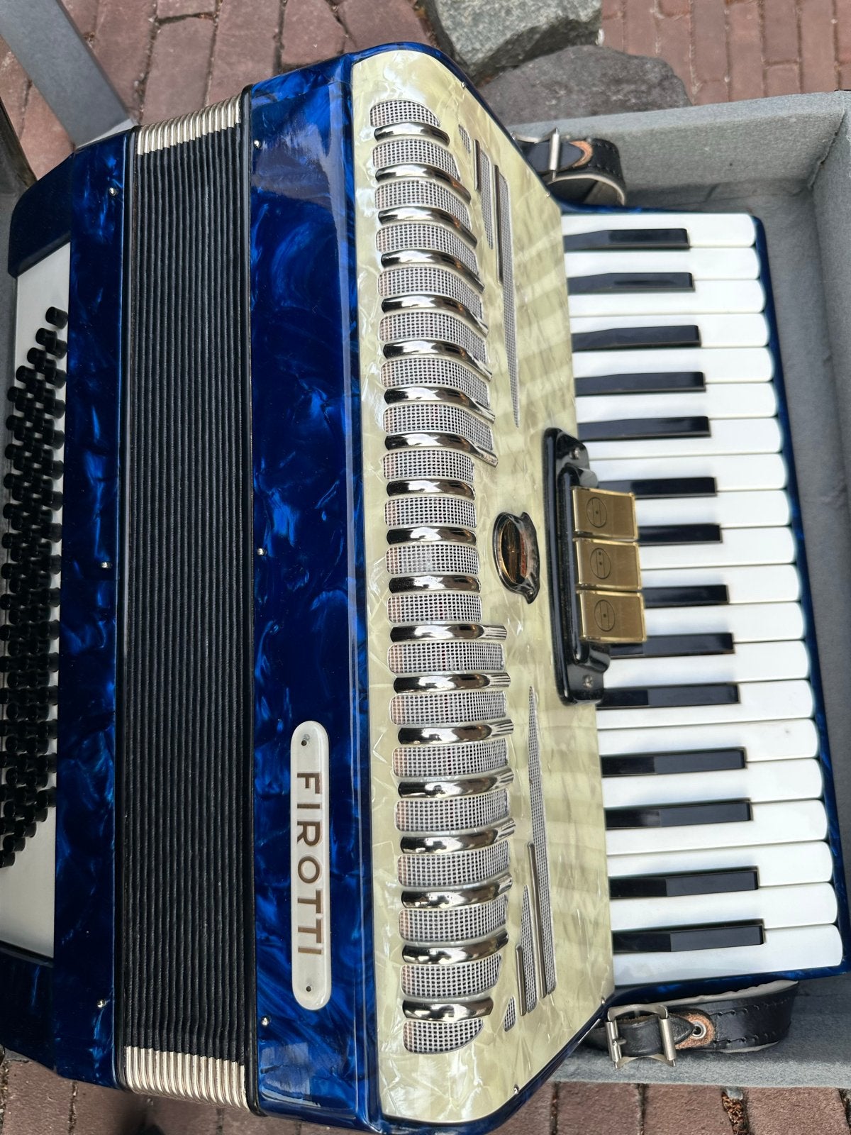 Firotti Accordeon - Zo goed als nieuw, Muziek en Instrumenten, Accordeons, 80-bas, Toetsaccordeon, Zo goed als nieuw, Met koffer