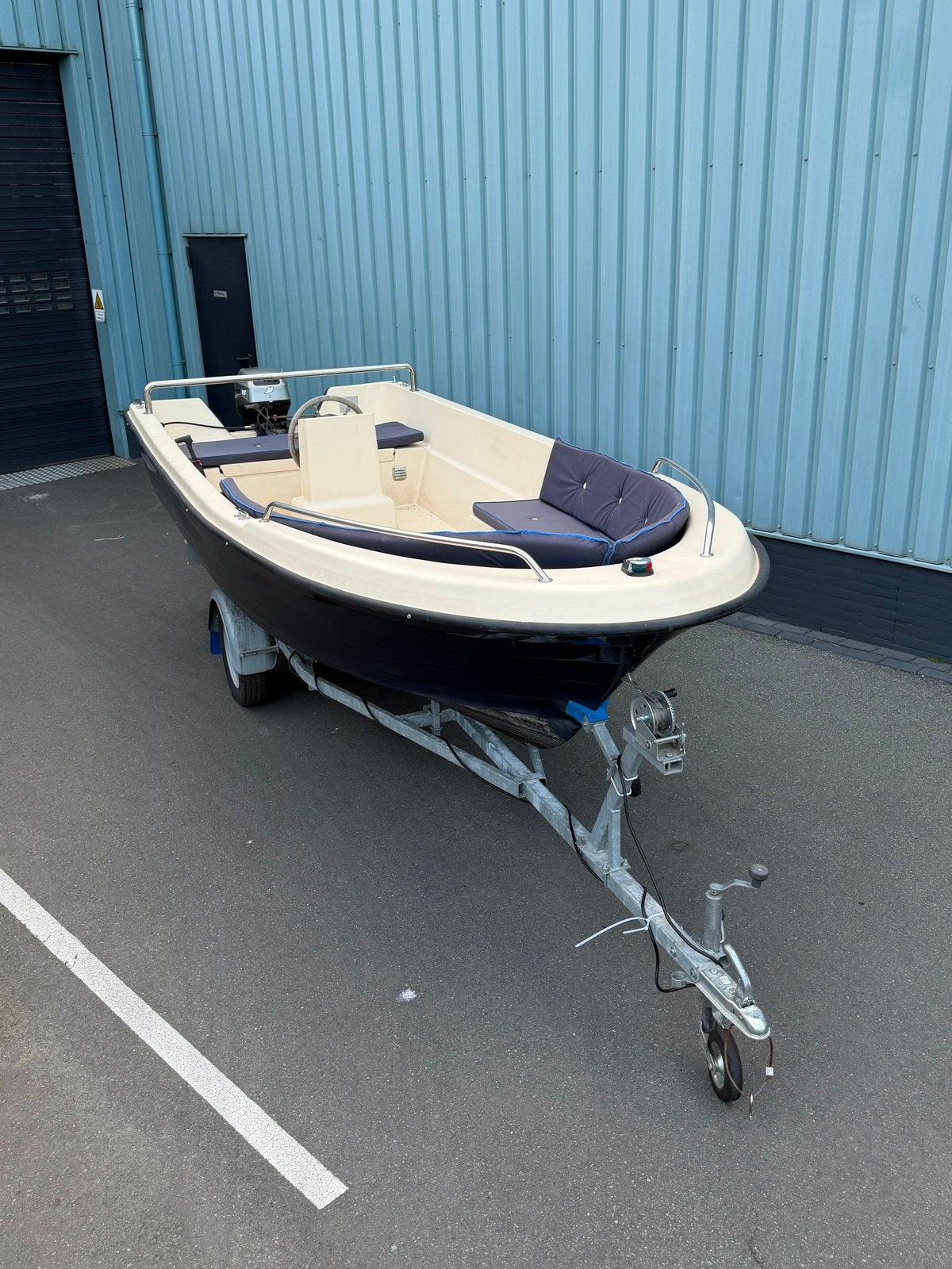 Beauty 500 sloep met 15pk Mariner en trailer, Watersport en Boten, Kussenset, Ophalen, Overige merken, Overige typen