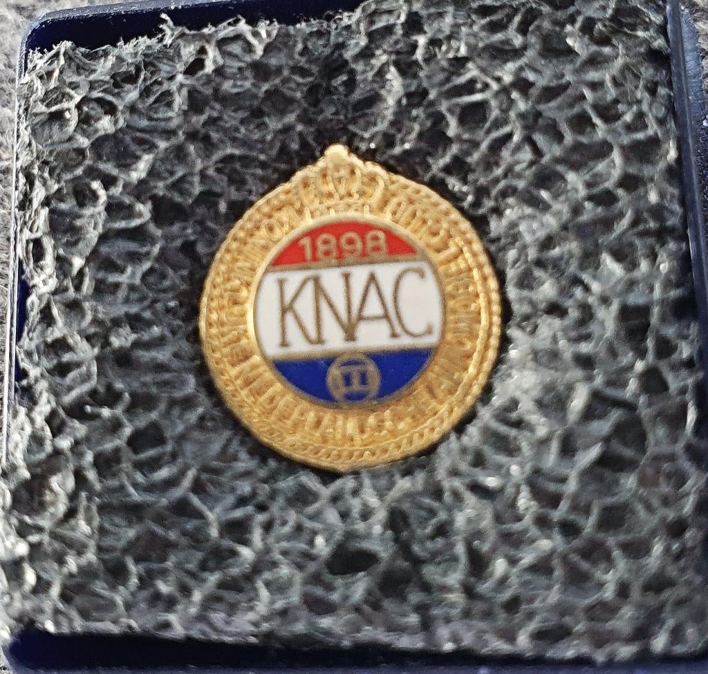 Schroef- of reversspeld KNAC, emaille logo, Verzenden, Nieuw, Transport, Speldje of Pin