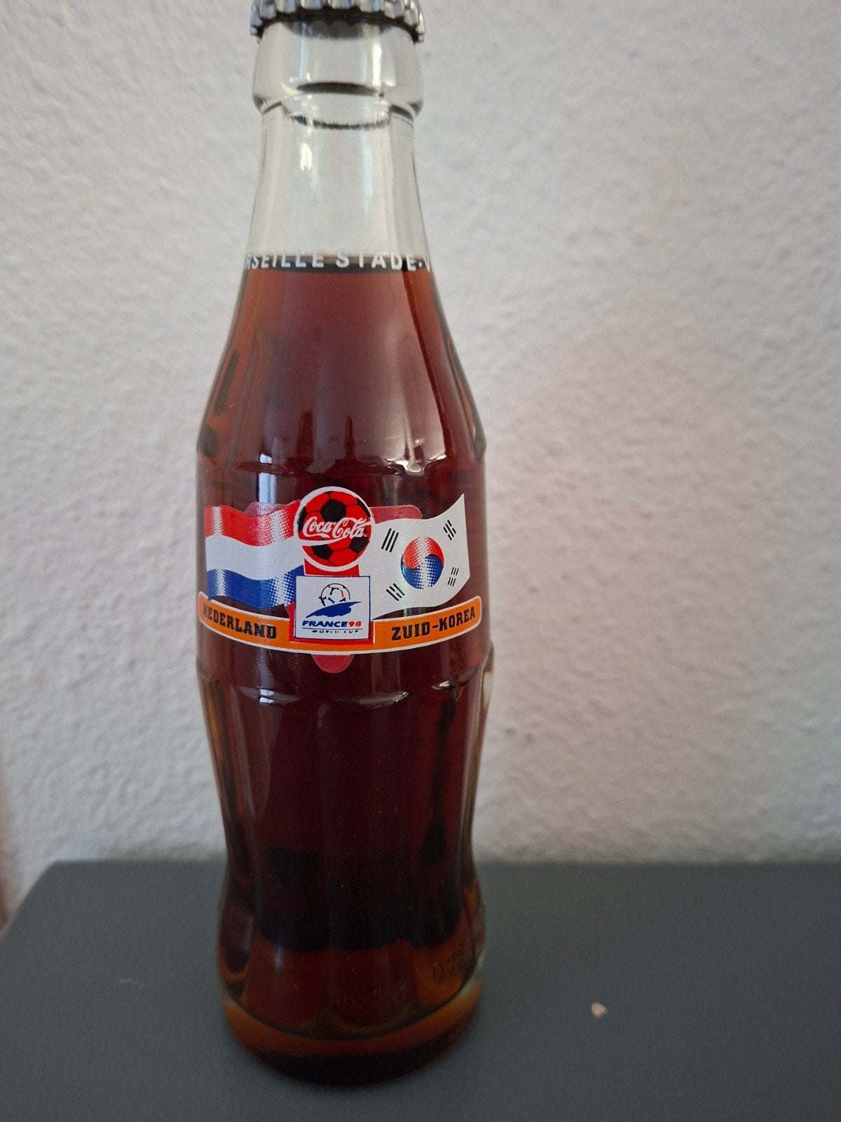 Volle Coca-Cola fles WK 1998 Nederland - Zuid-Korea, Ophalen of Verzenden, Zo goed als nieuw