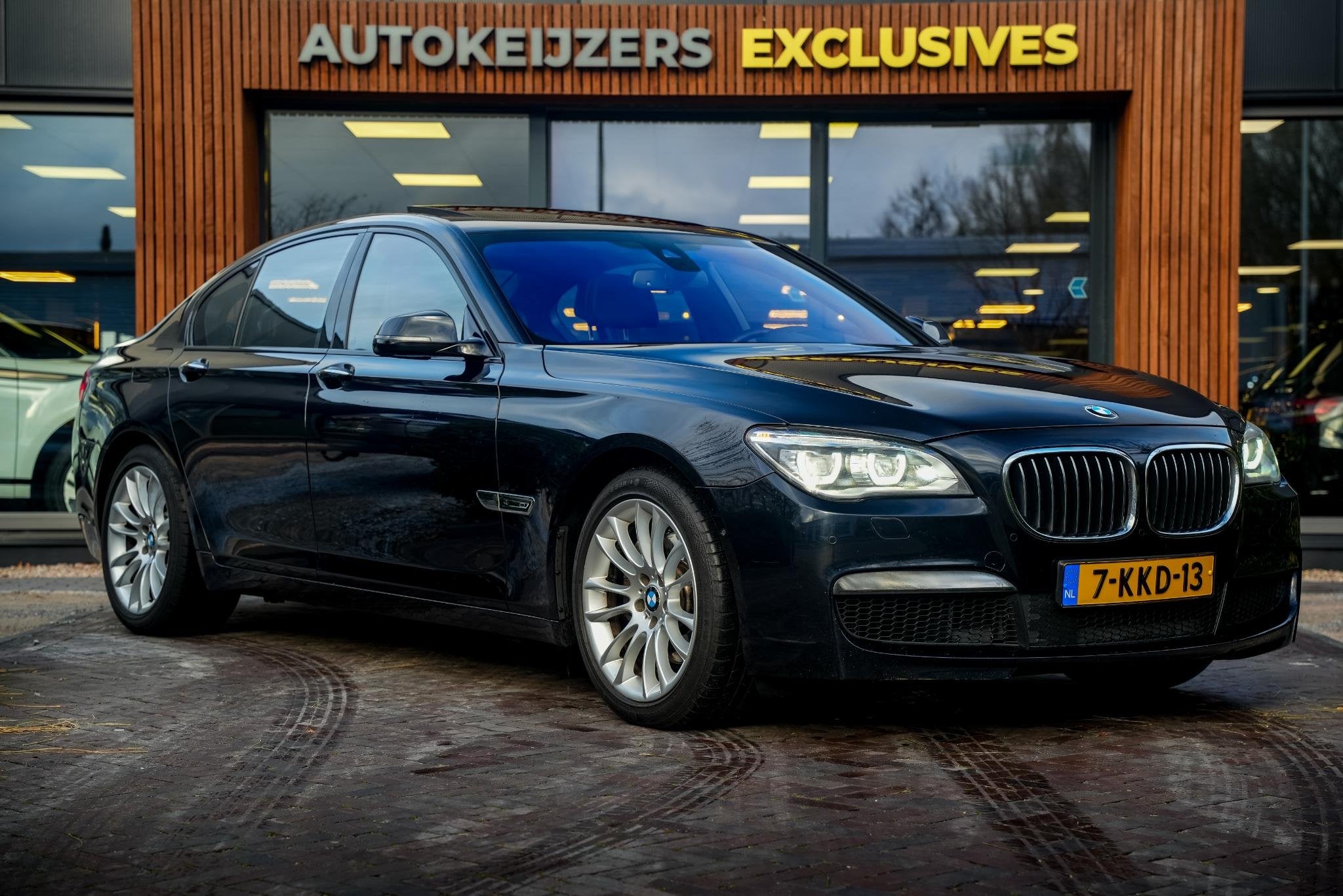 BMW 7-serie 740i ActiveHybrid High Executive M Pakket Panoda, Automaat, Euro 5, Gebruikt, Zwart