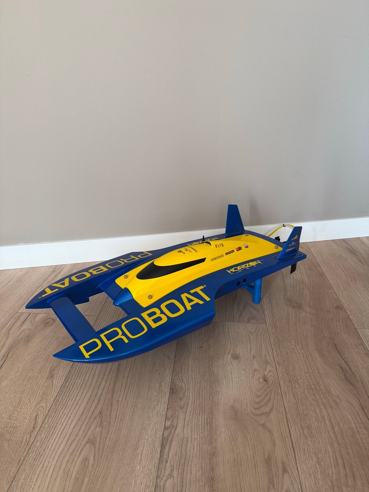 Proboat UL-19, Hobby en Vrije tijd, Modelbouw | Boten en Schepen, Ophalen, Zo goed als nieuw, Groter dan 1:32, Overige merken