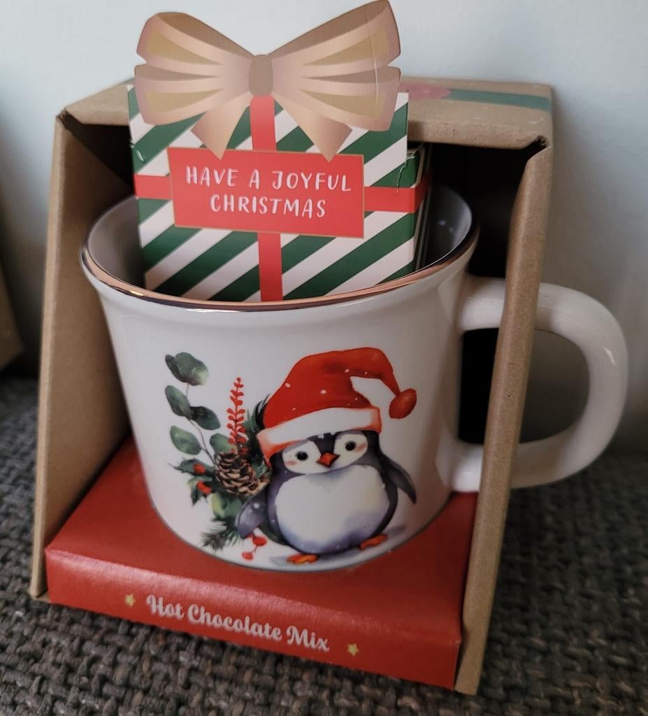 Winterbeker met chocolade mix sneeuwbeker x-mas mug kerst, Ophalen of Verzenden, Overige figuren, Beeldje of Figuurtje
