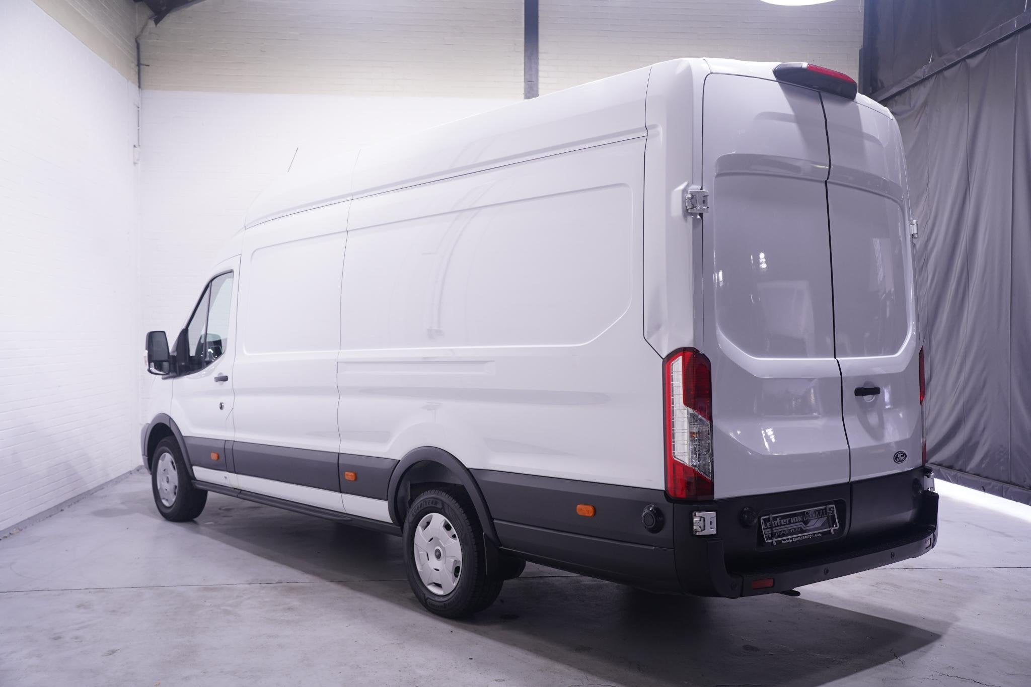 Ford Transit 2.0 TDCi 130 pk L4H3 Nwe Model Airco, Camera Ap, Gebruikt, 4 cilinders, 3000 kg, Wit