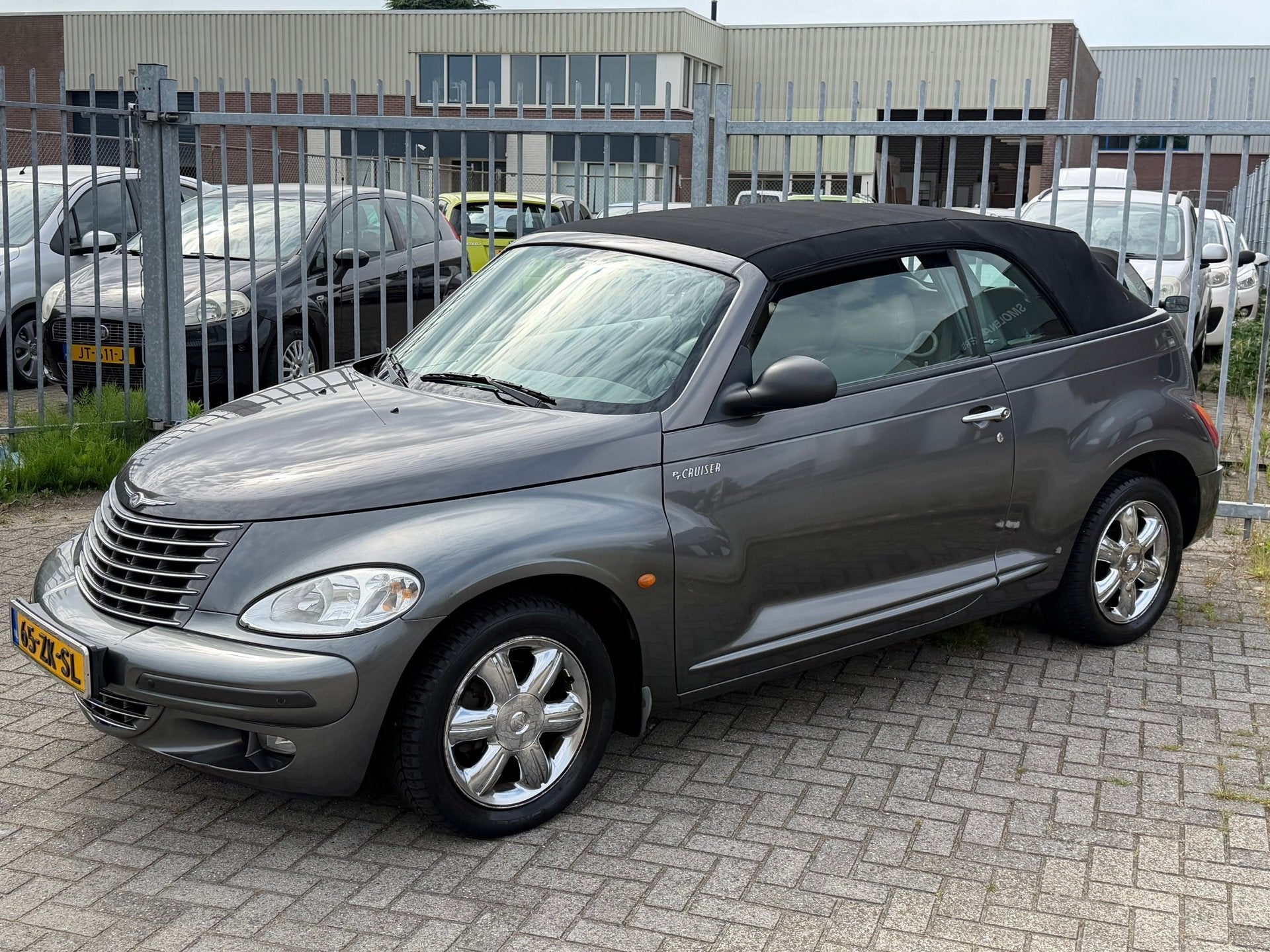Chrysler PT Cruiser Cabrio 2.4i Limited AUTOMAAT! AIRCO l CR, Auto's, Chrysler, 450 kg, Gebruikt, Zwart, Cabriolet