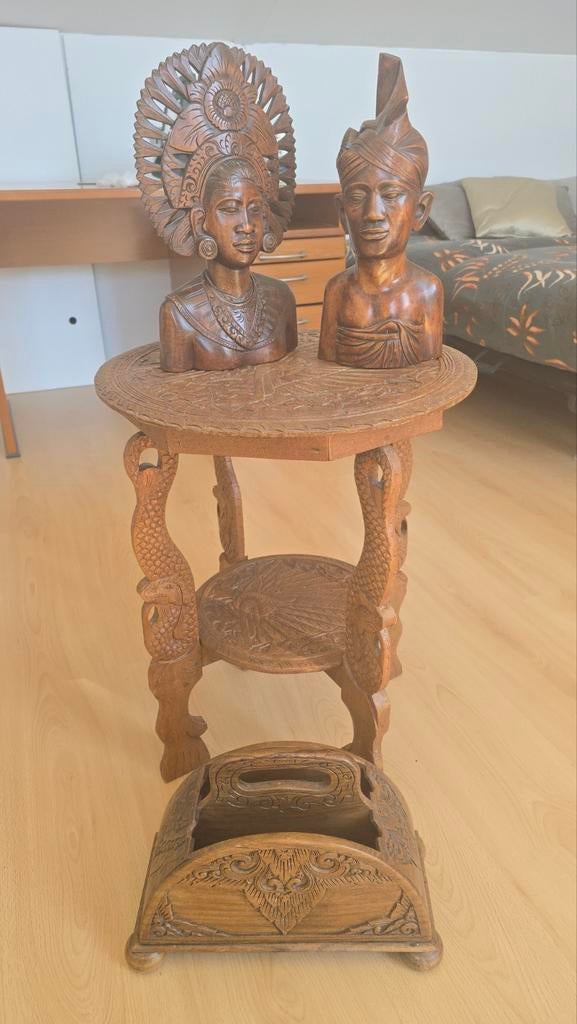 Houten Balinese Buste Set met Bijzettafel en Brievenbakje, Antiek en Kunst, Ophalen, Buste, Handgemaakt, 20 - 50 cm