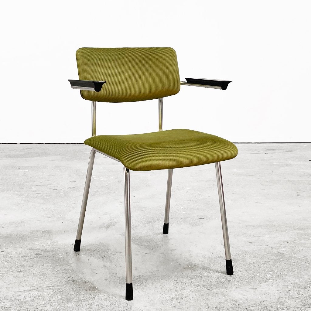 Vintage Gispen stoelen model 1235, info/prijs > beschrijving, Ophalen, Overige kleuren, Hout, Rijksstraatweg 188b 1115AV Duivendrecht
