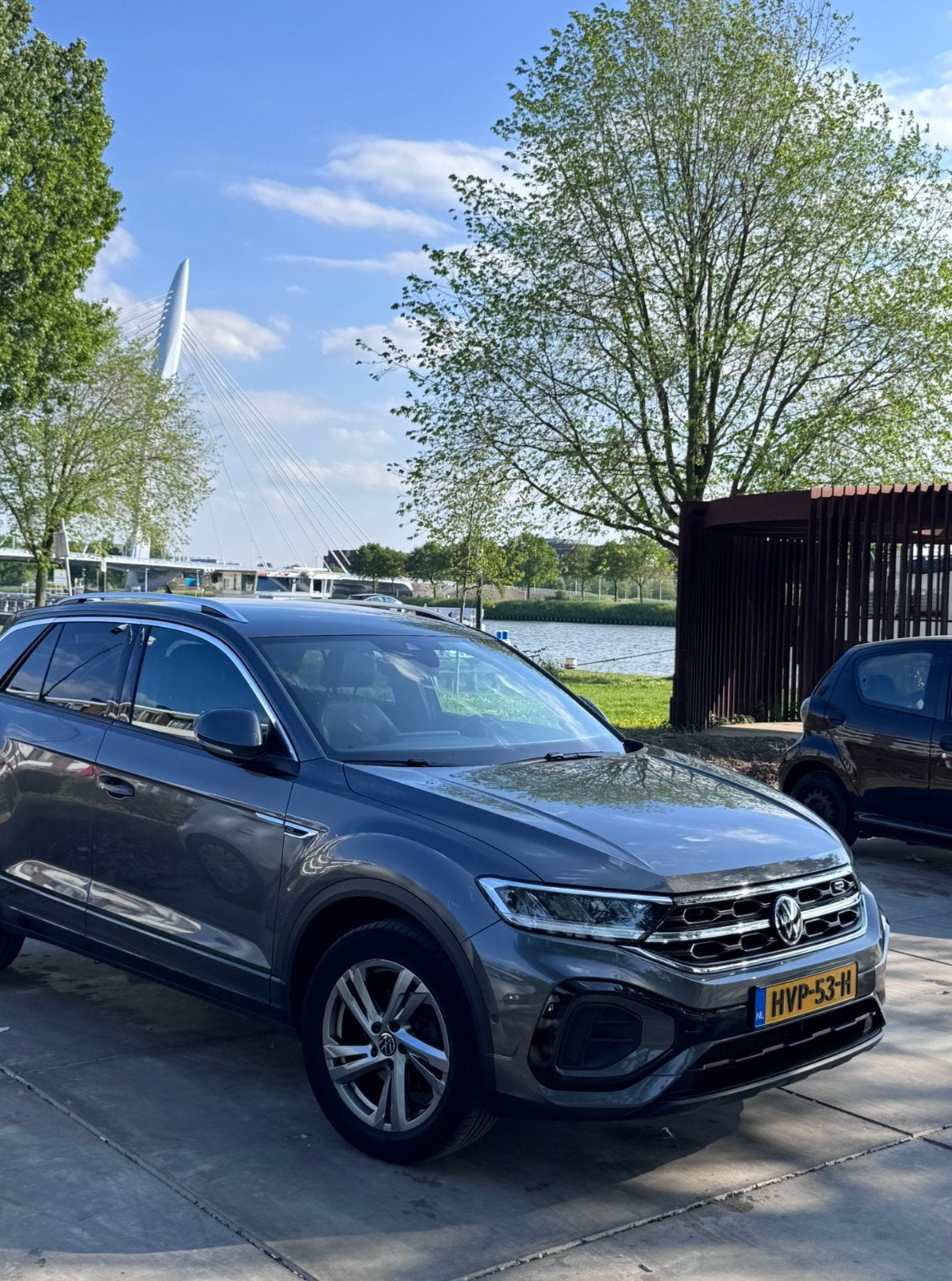 Volkswagen T-Roc 1.5 TSI 150pk 7-DSG 2022 Grijs KM106.000, 1498 cc, 4 cilinders, 1253 kg, 1500 kg