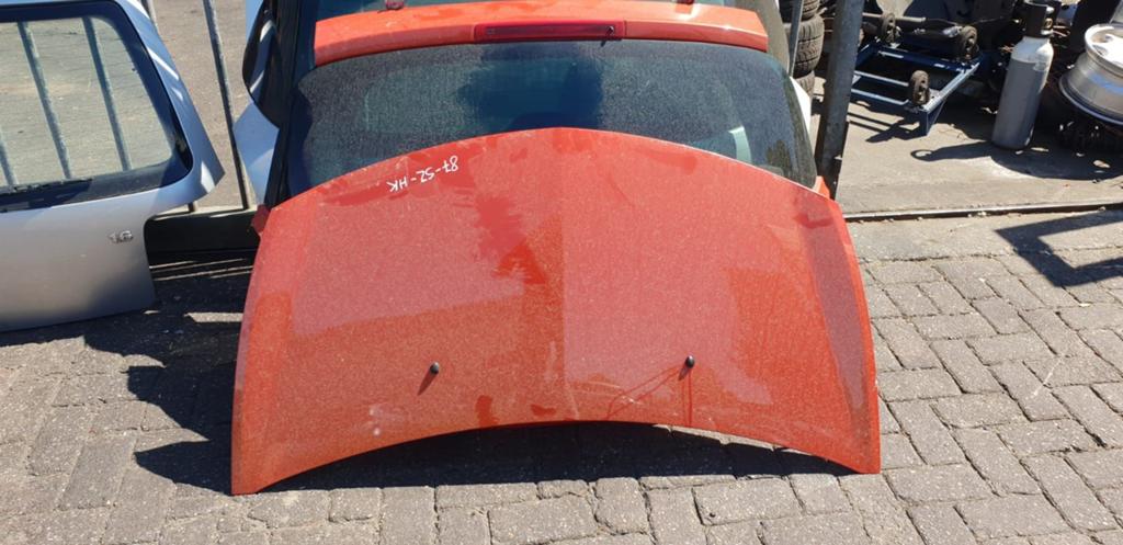 RENAULT CLIO 3  MOTORKAP MET KLEURCODE, Gebruikt, -, -, Ophalen of Verzenden