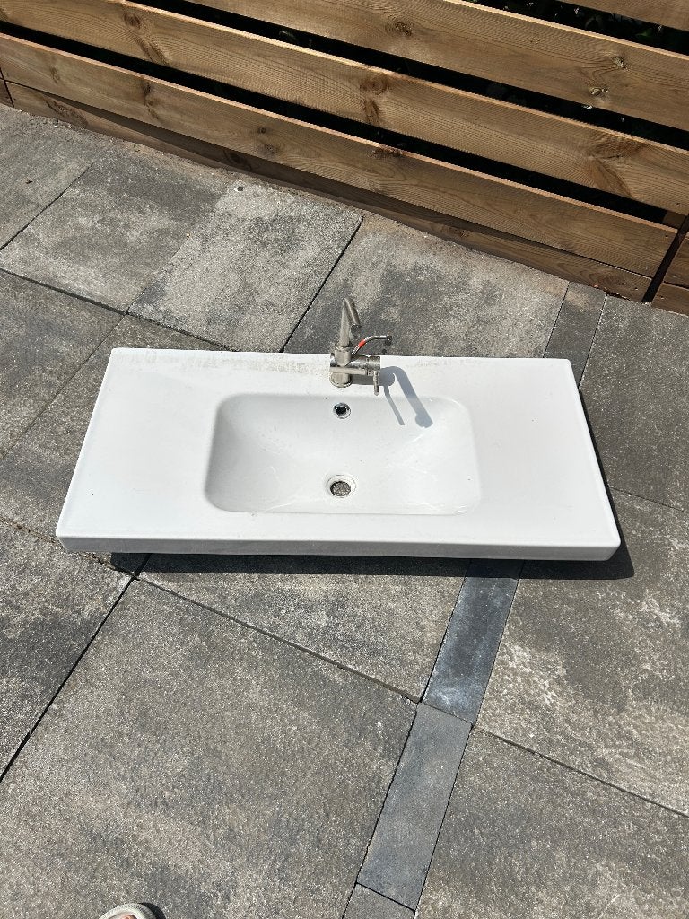 Bathroom Sink, Ophalen, 100 tot 150 cm, Zo goed als nieuw, Minder dan 25 cm