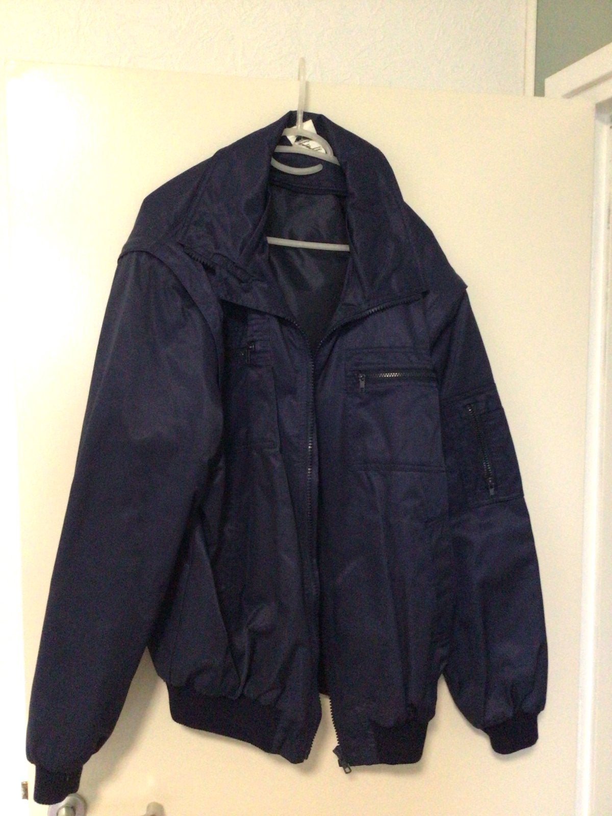 Donkerblauwe bomberjack met wintervacht en kraag, Ophalen of Verzenden, Zo goed als nieuw, Blauw