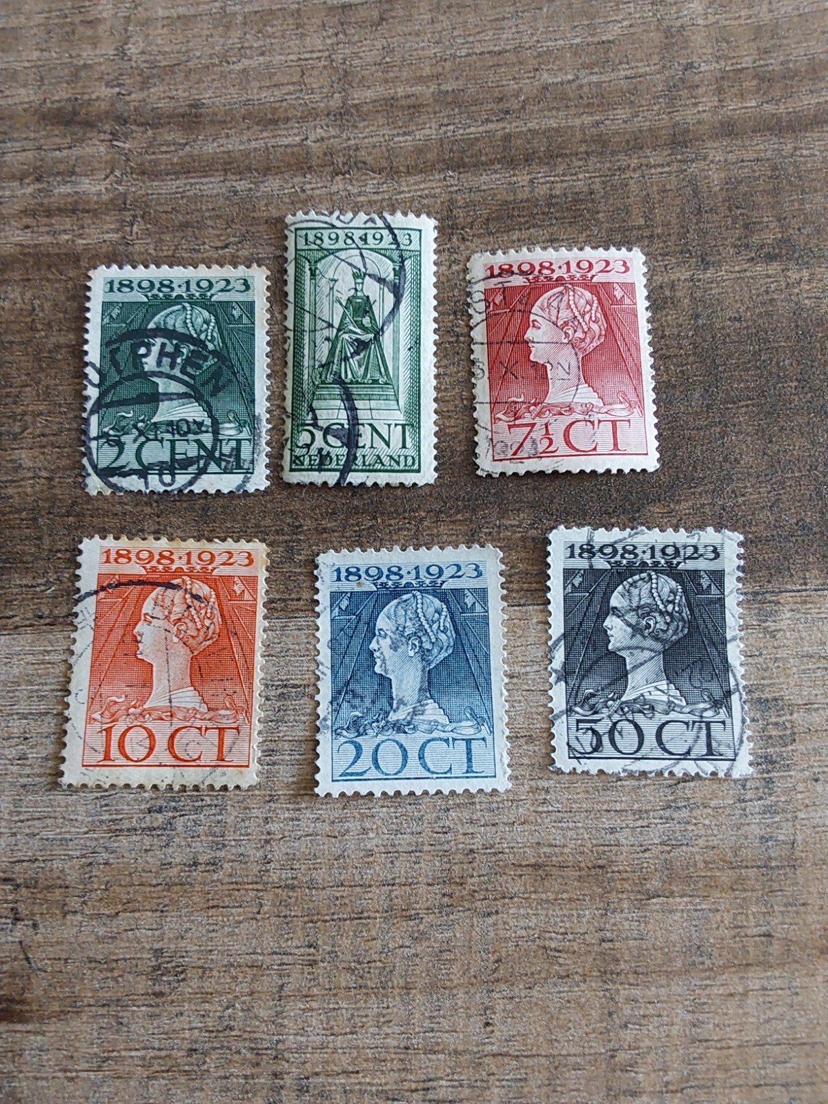 nvph 121-125 + 128    25-jarig Regeringsjubileum 1923 ( gest, Ophalen of Verzenden