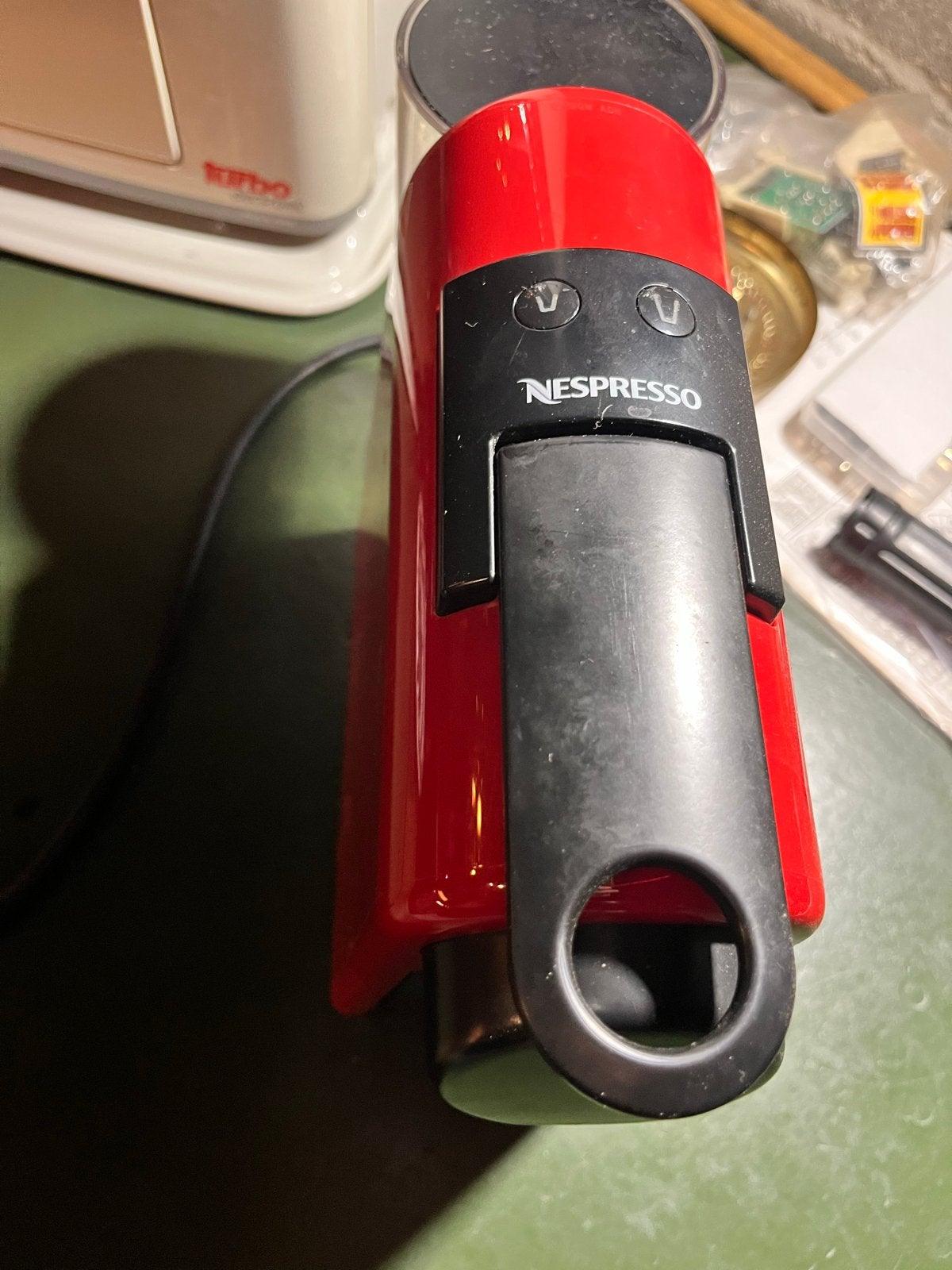Foto 6 van Nespresso apparaat voor onderdelen - Rood