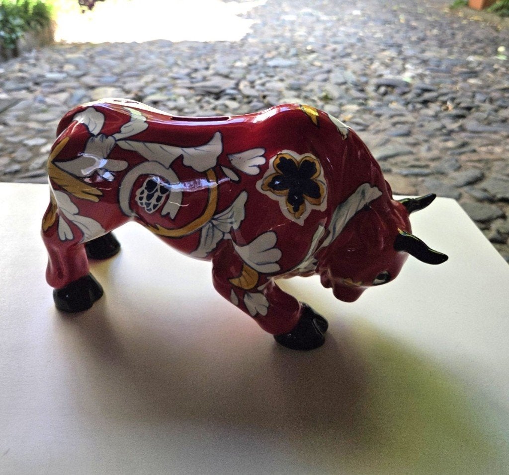 STIER - KERAMIEK - HANDBESCHILDERD - ALLOVER PRINT, Ophalen of Verzenden, Zo goed als nieuw, Overige soorten, Beeldje of Figuurtje