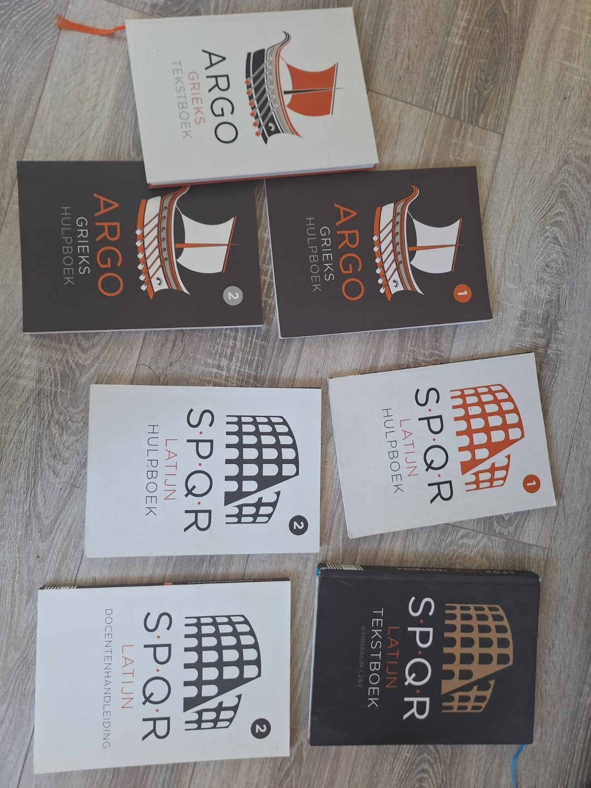 SPQR Latijn en ARGO Grieks boeken (tekst- en hulpboek), Boeken, VWO, Ophalen of Verzenden, Zo goed als nieuw, Staal & Roeland