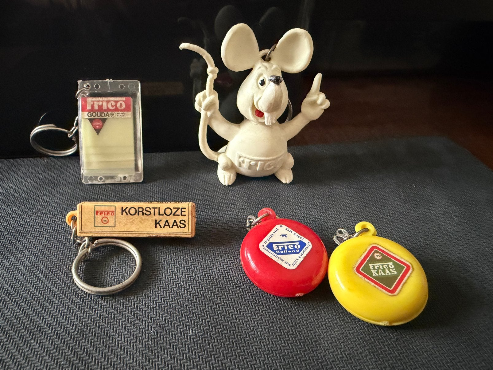 Wauw! Vintage Frico reclame sleutelhangers- verzamelobjecten, Verzamelen, Verzenden, Zo goed als nieuw, Merk