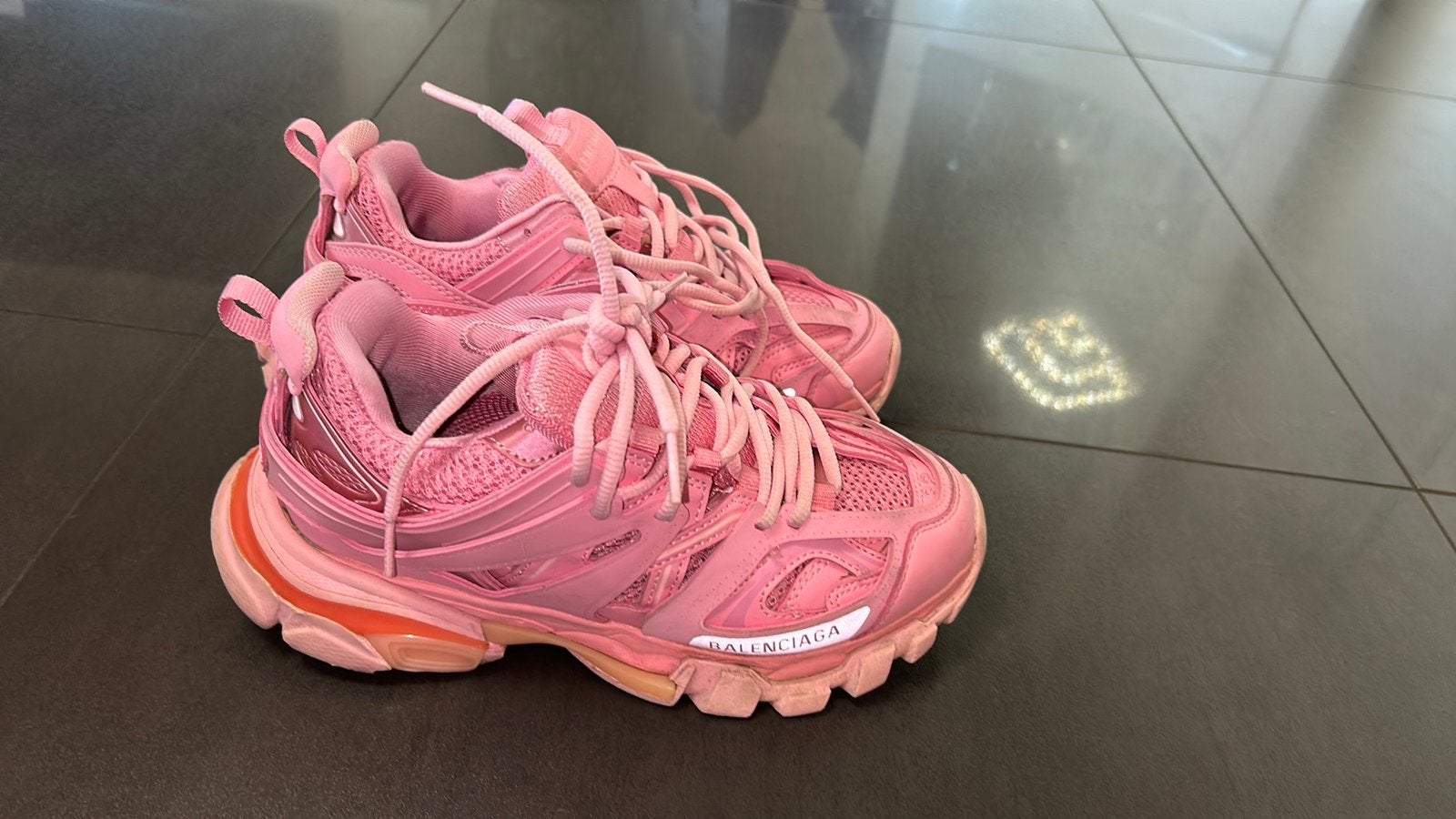 Balenciaga Track, Ophalen of Verzenden, Zo goed als nieuw