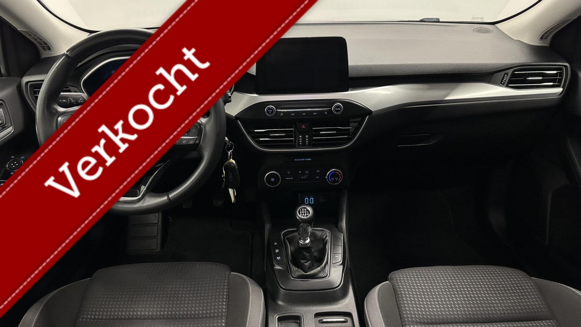Ford Focus 1.0 EcoBoost Hybrid Trend Edition Business CAMERA, Auto's, Stof, Gebruikt, Met garantie (alle), Blauw