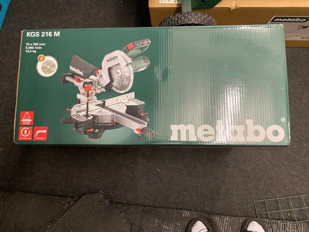 Metabo kgs216 en ksu251 afkortzaag, Doe-het-zelf en Verbouw, Ophalen, Zo goed als nieuw, Afkortzaag, 30 tot 70 mm